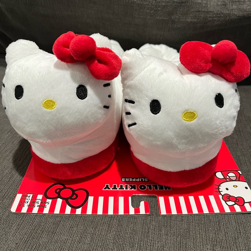 Hello Kitty Faux Fur Slippers - Red and White